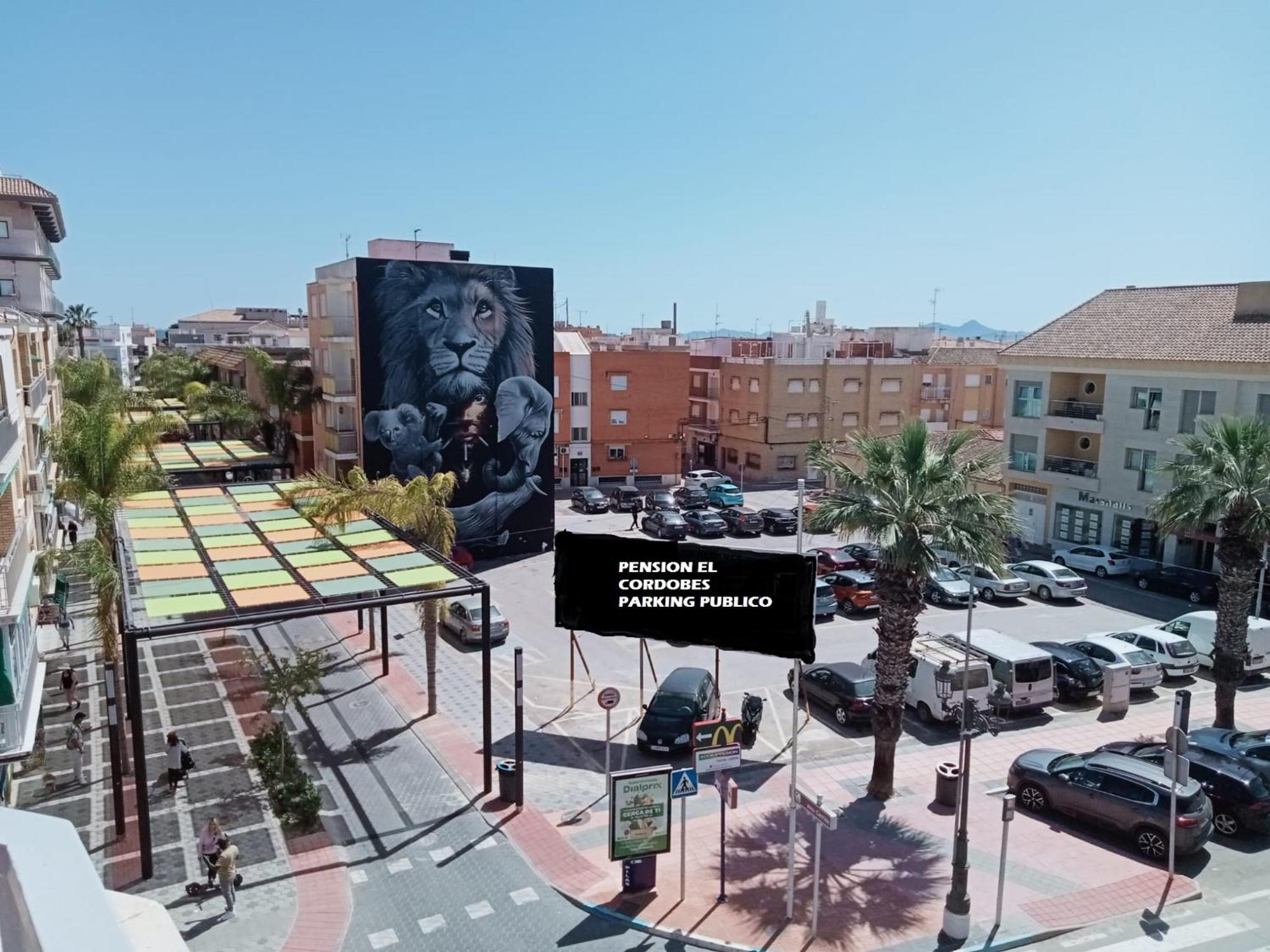 El Cordobes , Alojamiento Y Habitaciones Los Alcázares Exterior foto